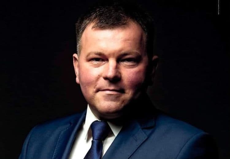 BYŁO „MUREM ZA ARTUREM”, DZIŚ PYTANIA STOJĄ SZNUREM! ZAUFANIE WÓJTOWI NIE JEST DANE RAZ NA ZAWSZE