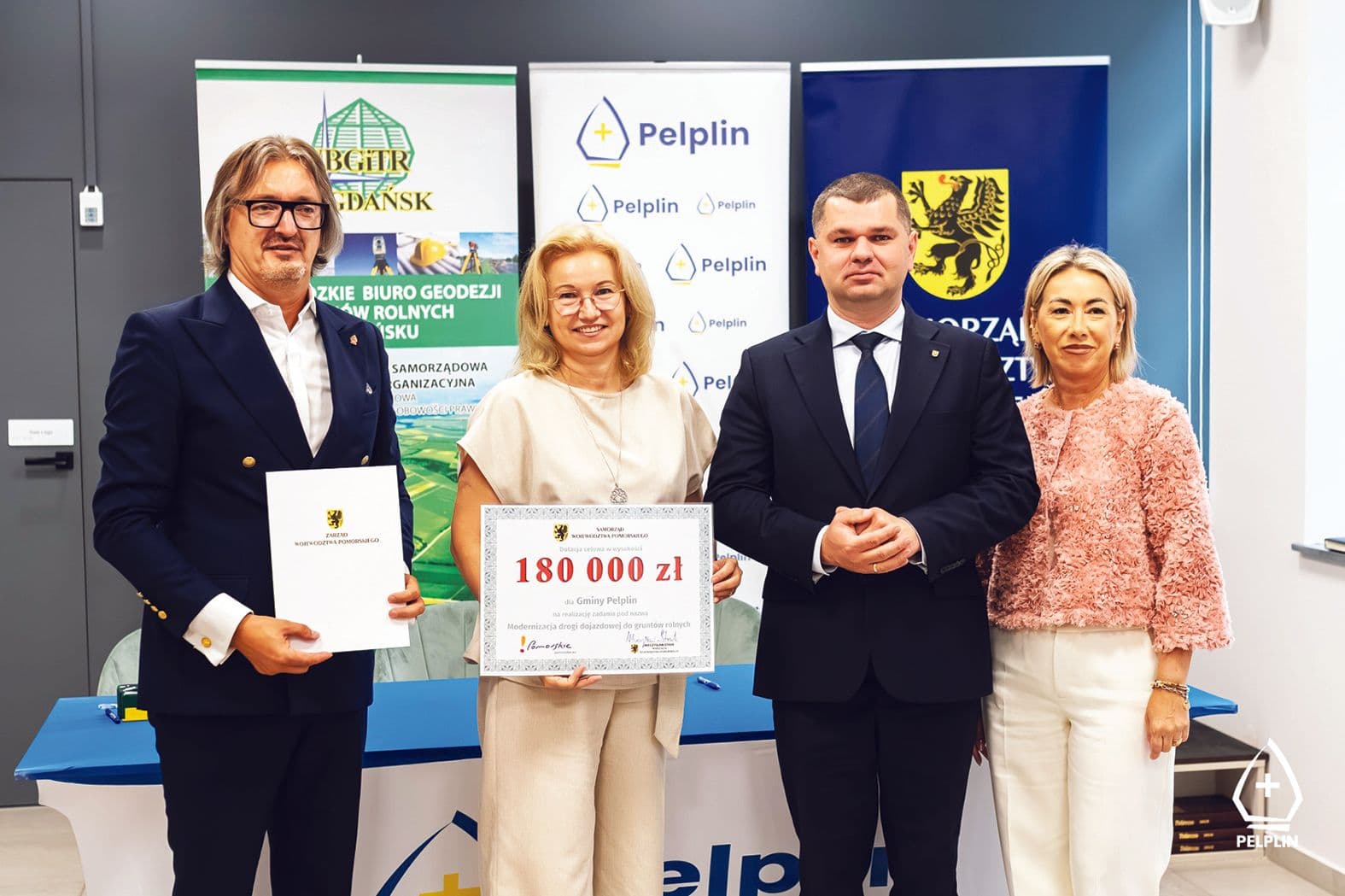 Uroczystego podpisanie umów z FOGR