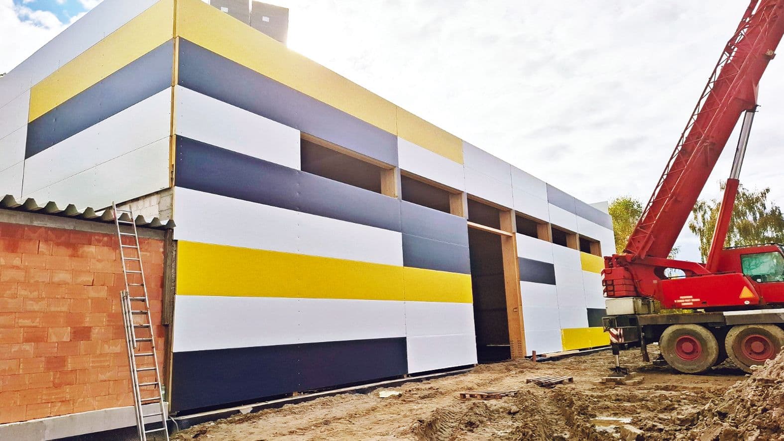 Kolejne dofinansowania na budowę hal sportowych 