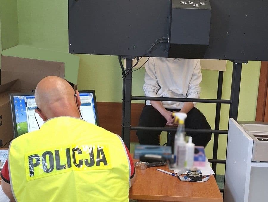 Policjanci zabezpieczyli ponad 6 kg narkotyków 